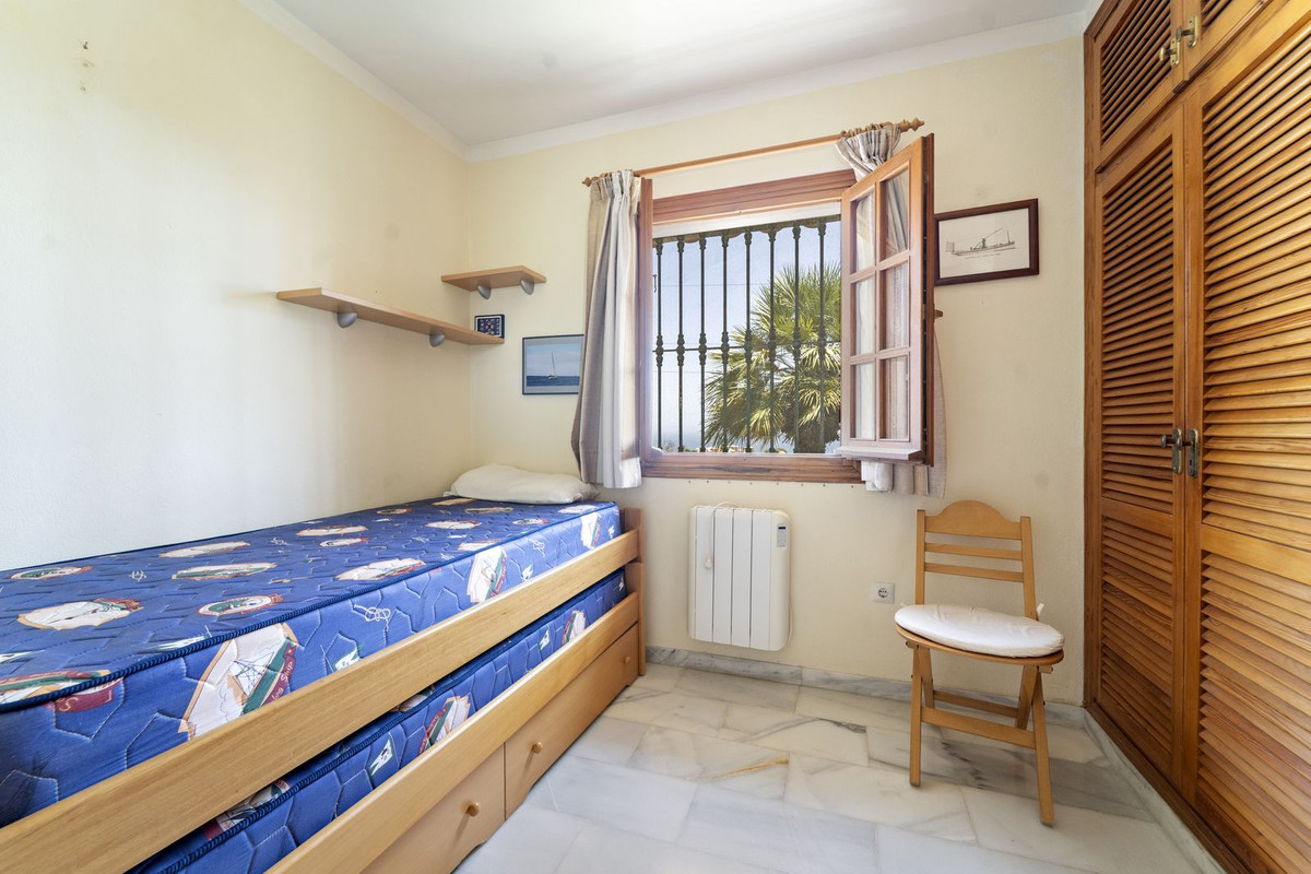 Huis te koop in La Capellania | 4 slaapkamers H5063614