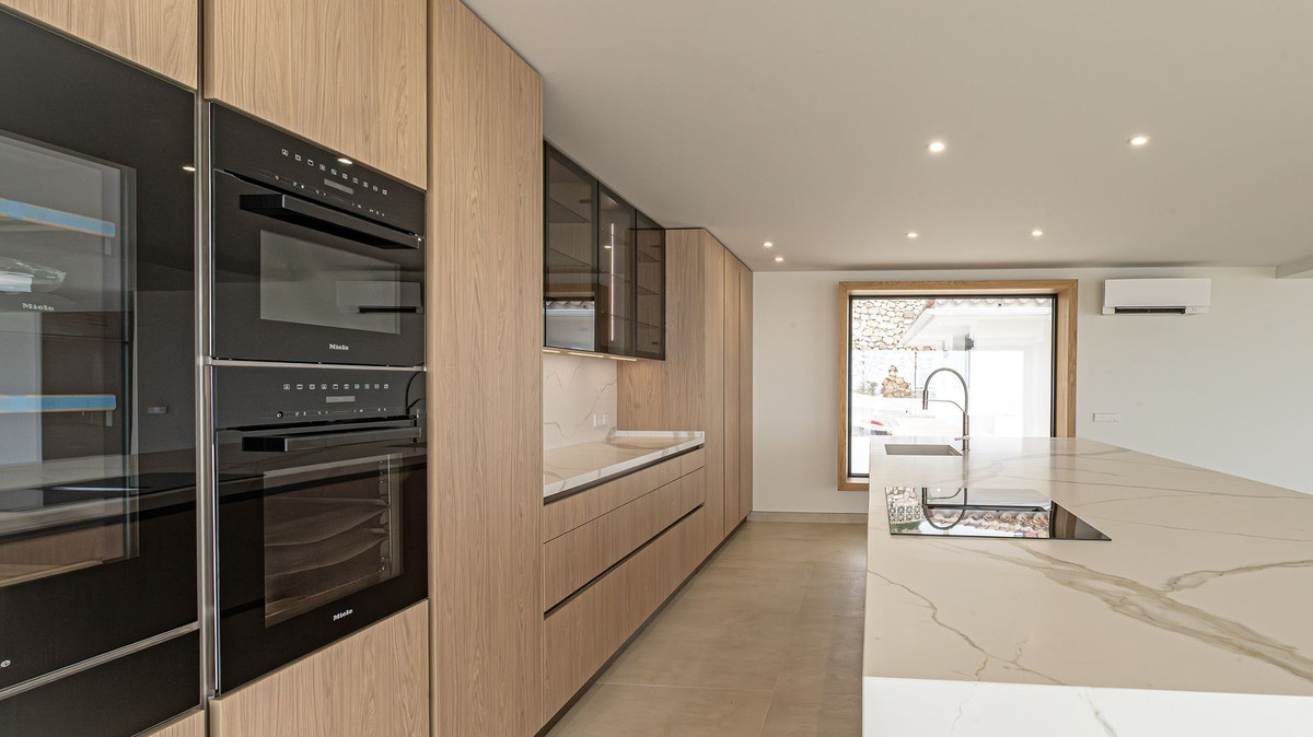 Huis te koop in La Capellania | 6 slaapkamers H5122003