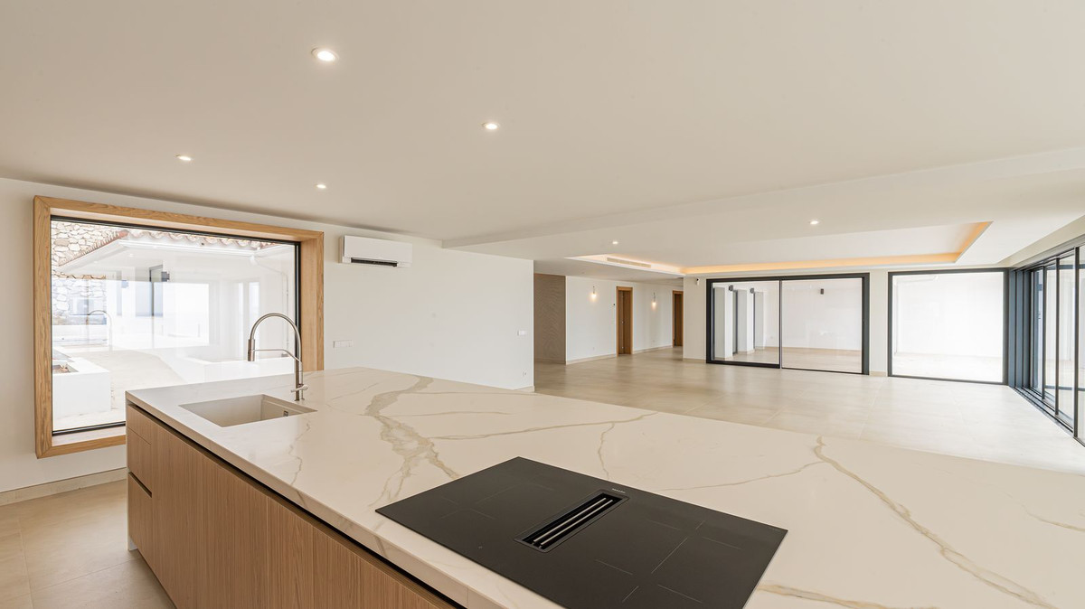 Huis te koop in La Capellania | 6 slaapkamers H5122003
