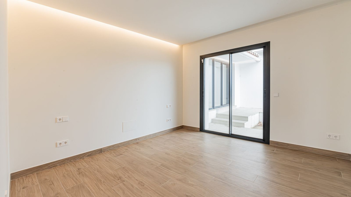 Huis te koop in La Capellania | 6 slaapkamers H5122003