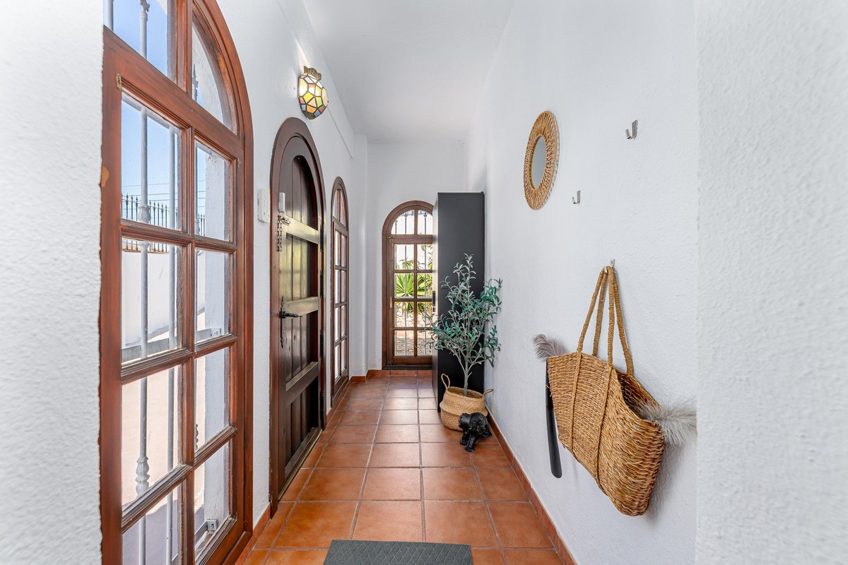 Property main view 33