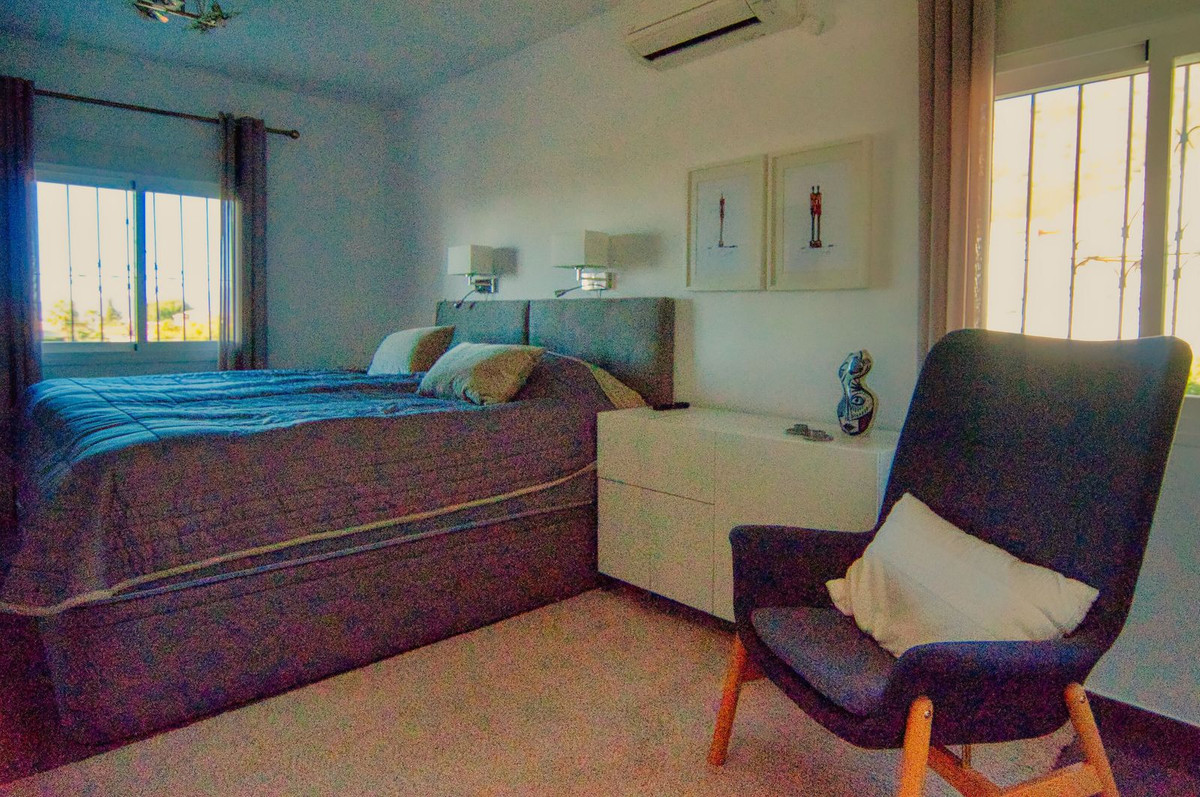 Huis te koop in La Capellania | 4 slaapkamers H5419318