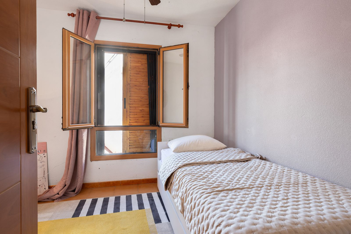 Huis te koop in La Carihuela | 4 slaapkamers H5474809