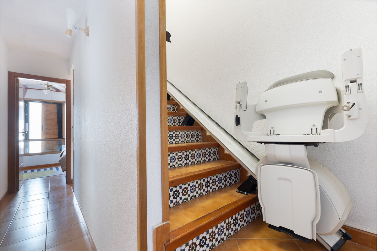 Huis te koop in La Carihuela | 4 slaapkamers H5474809
