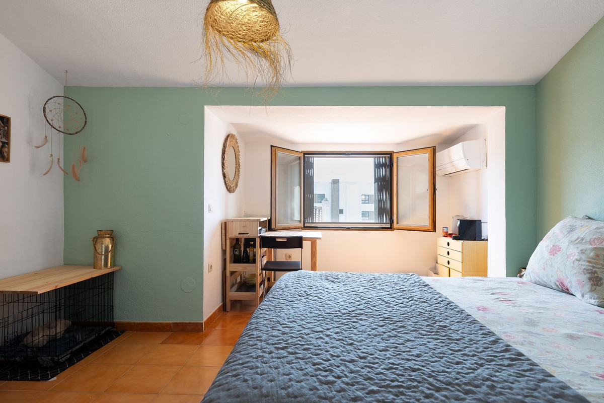 Huis te koop in La Carihuela | 4 slaapkamers H5474809