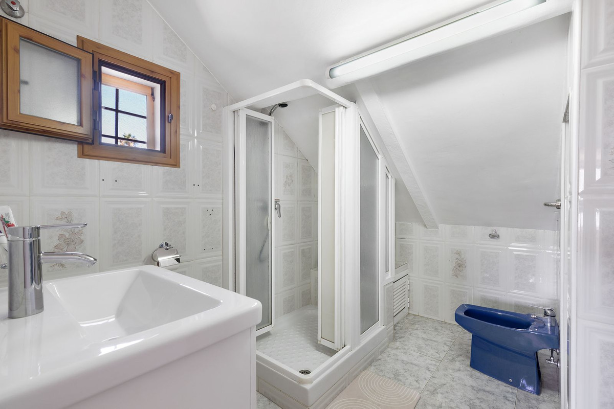 Huis te koop in La Carihuela | 4 slaapkamers H5474809