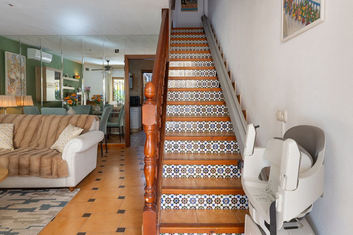 Huis te koop in La Carihuela | 4 slaapkamers H5474809