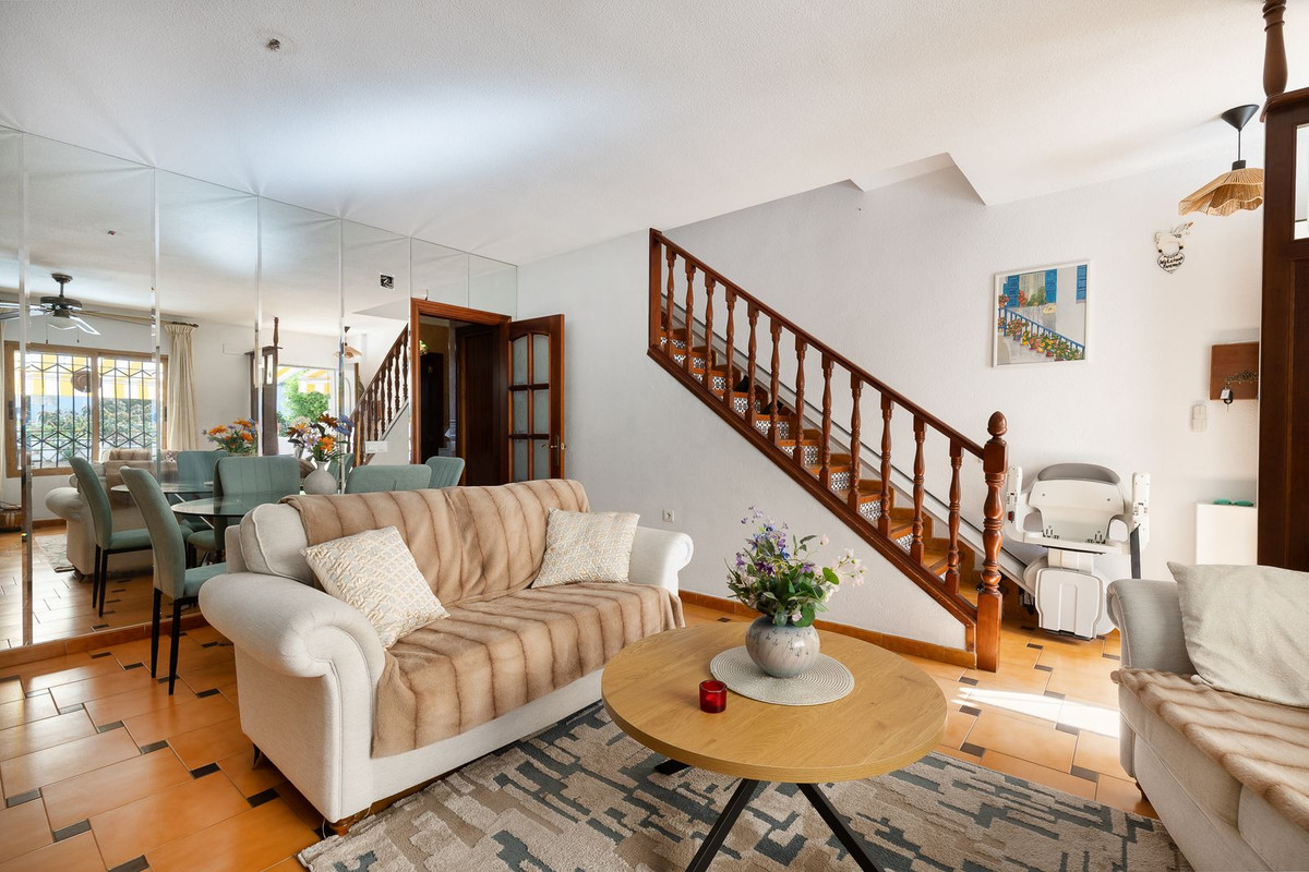 Huis te koop in La Carihuela | 4 slaapkamers H5474809