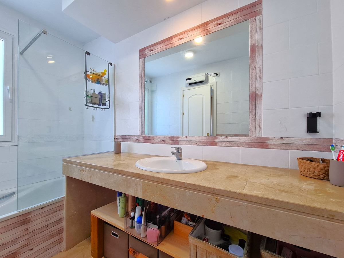 Huis te koop in La Duquesa | 3 slaapkamers H4966825