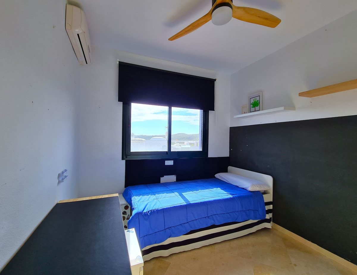 Huis te koop in La Duquesa | 3 slaapkamers H4966825