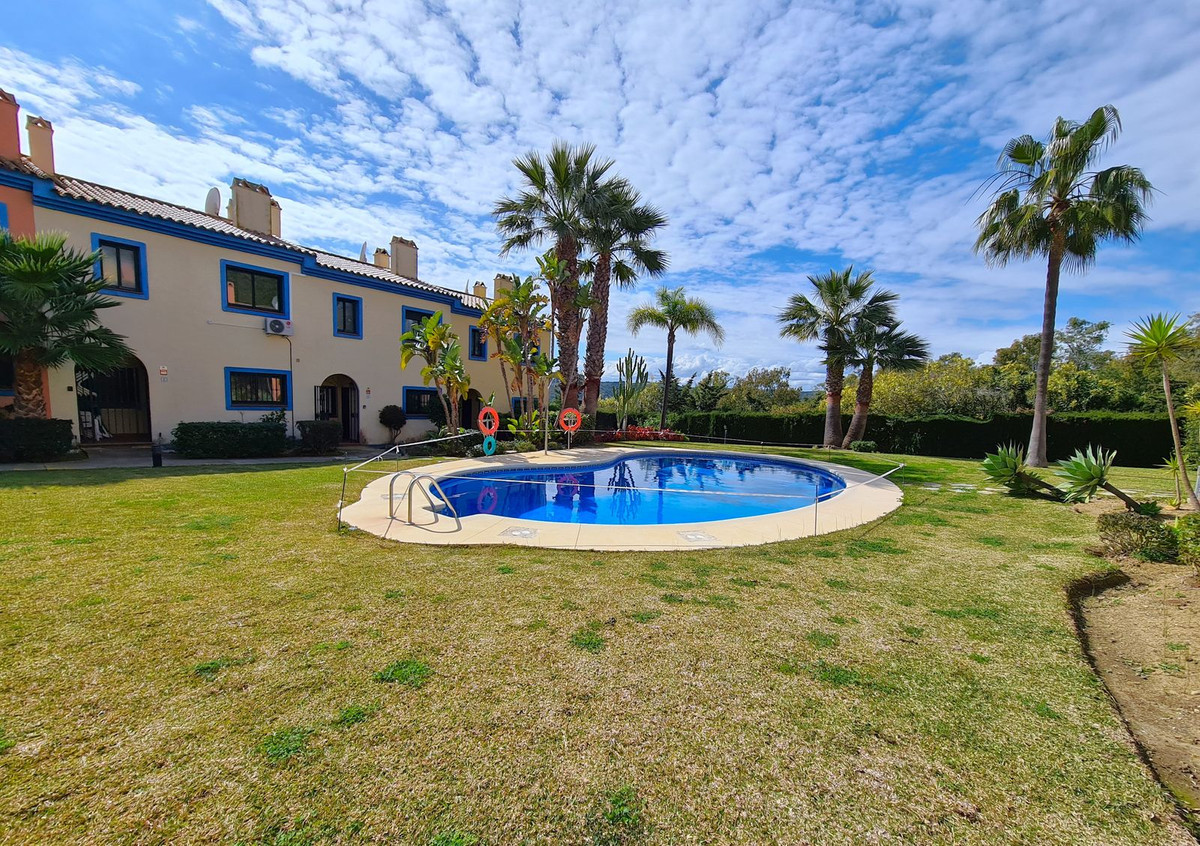 Huis te koop in La Duquesa | 3 slaapkamers H4966825