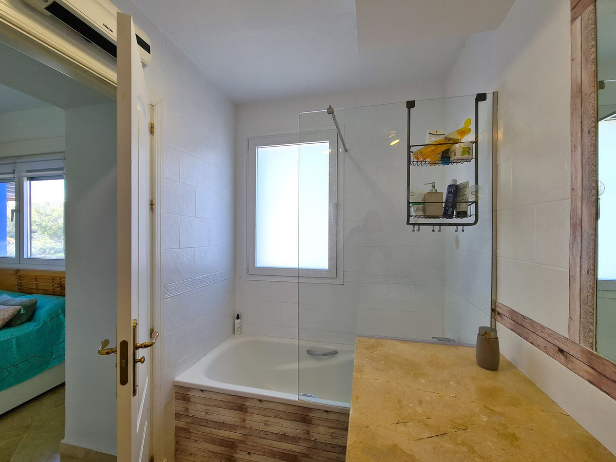 Huis te koop in La Duquesa | 3 slaapkamers H4966825