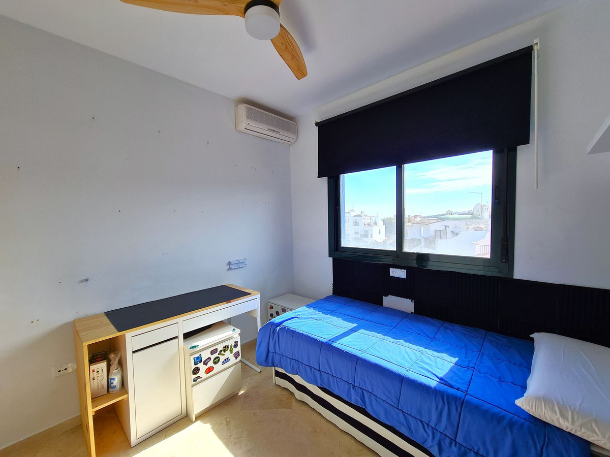 Huis te koop in La Duquesa | 3 slaapkamers H4966825