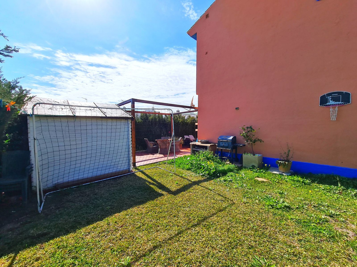 Huis te koop in La Duquesa | 3 slaapkamers H4966825