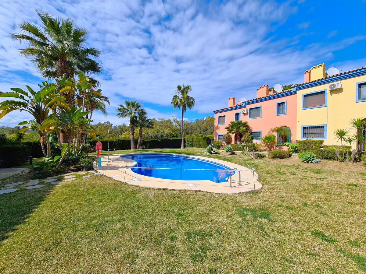 Huis te koop in La Duquesa | 3 slaapkamers H4966825