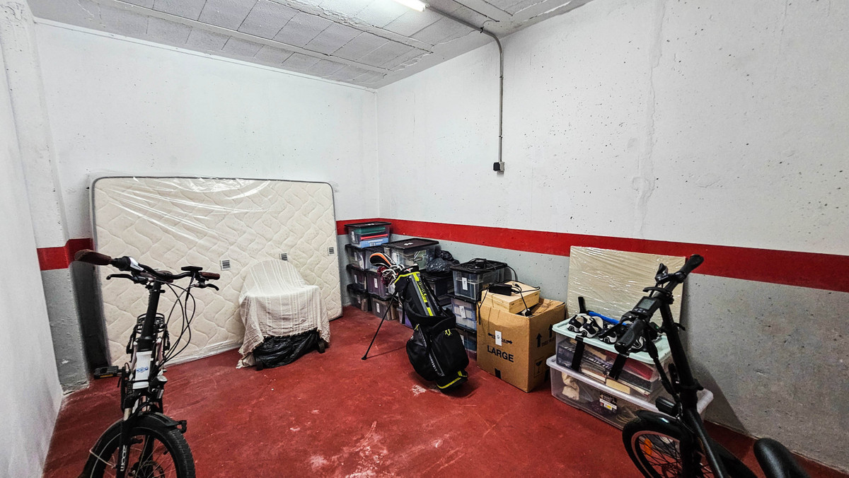 Geschakelde Woning in La Duquesa-22