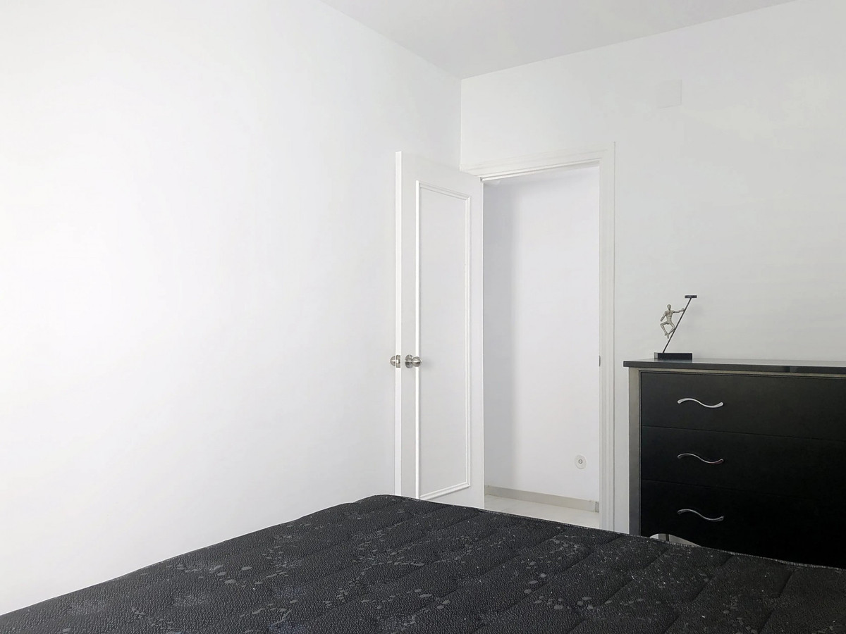 Geschakelde Woning in La Duquesa-33