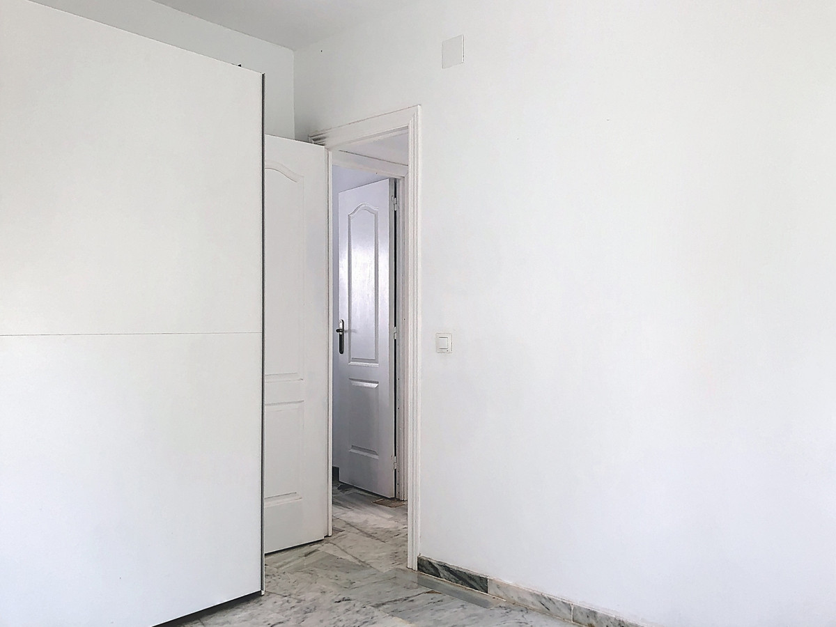 Geschakelde Woning in La Duquesa-37