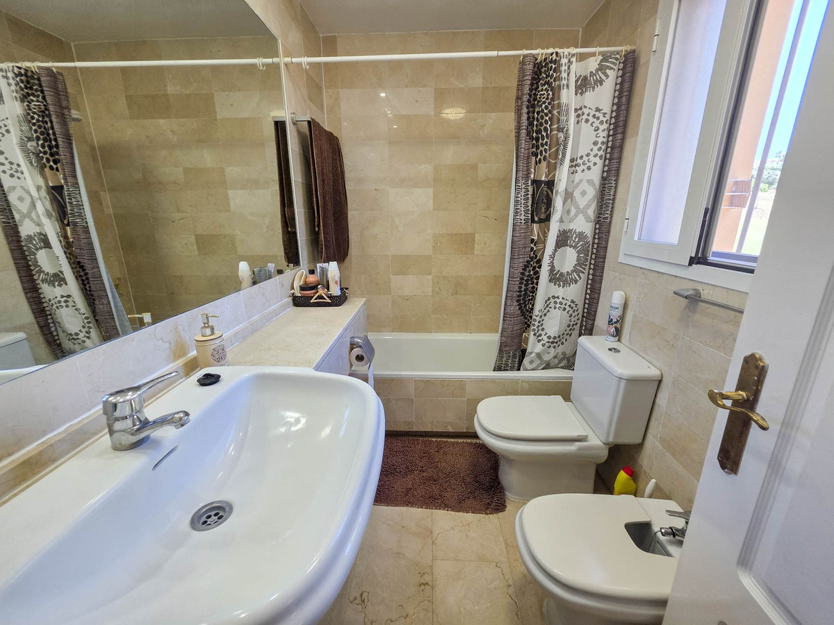 Huis te koop in La Duquesa | 3 slaapkamers H5083318