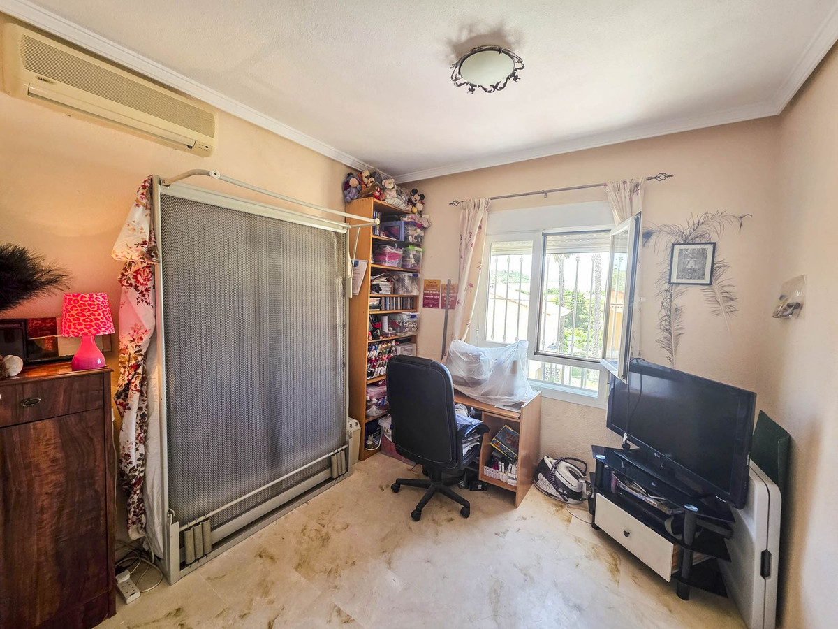 Huis te koop in La Duquesa | 3 slaapkamers H5083318