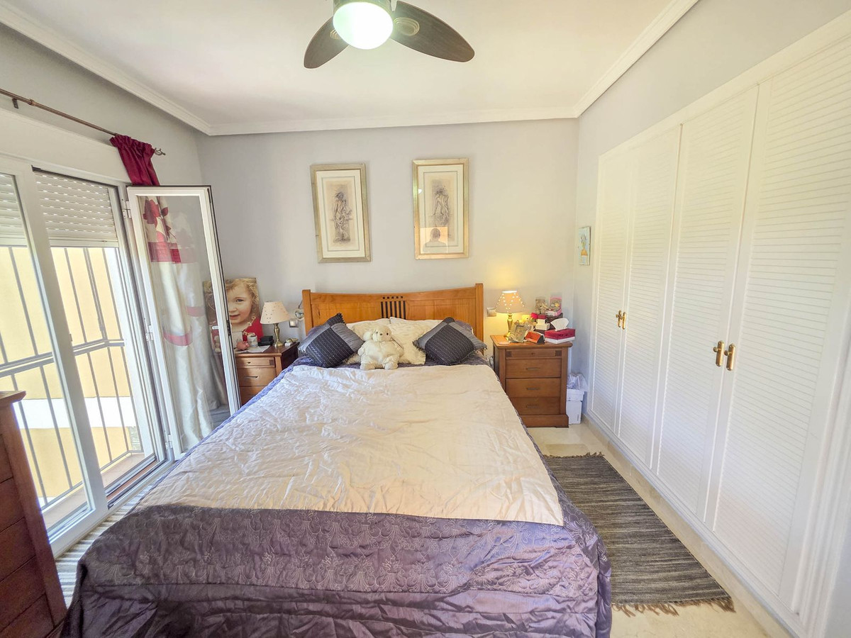 Huis te koop in La Duquesa | 3 slaapkamers H5083318
