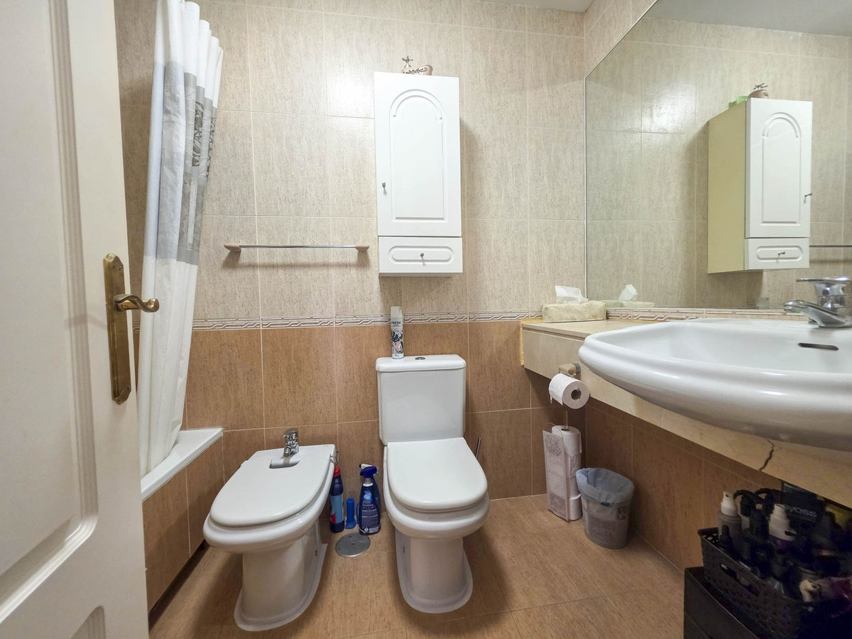 Huis te koop in La Duquesa | 3 slaapkamers H5083318
