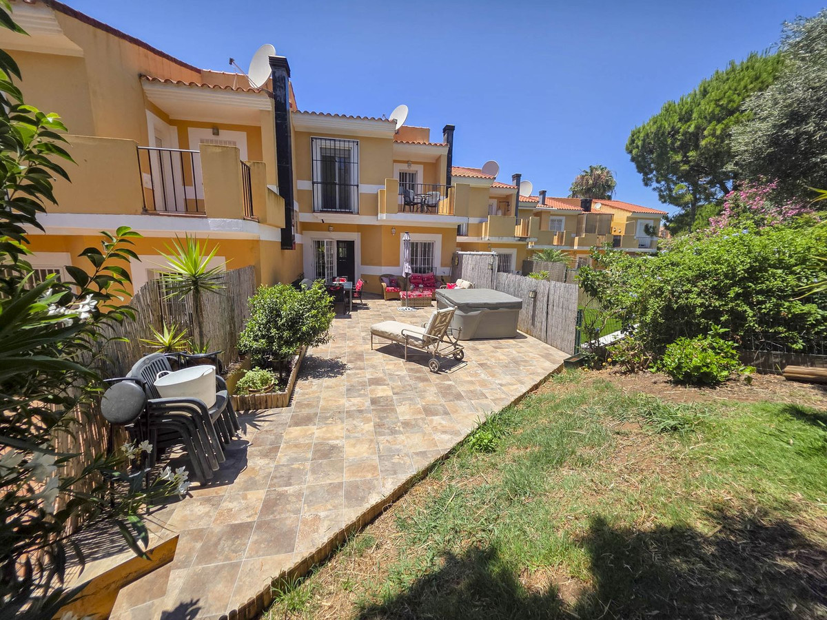 Huis te koop in La Duquesa | 3 slaapkamers H5083318