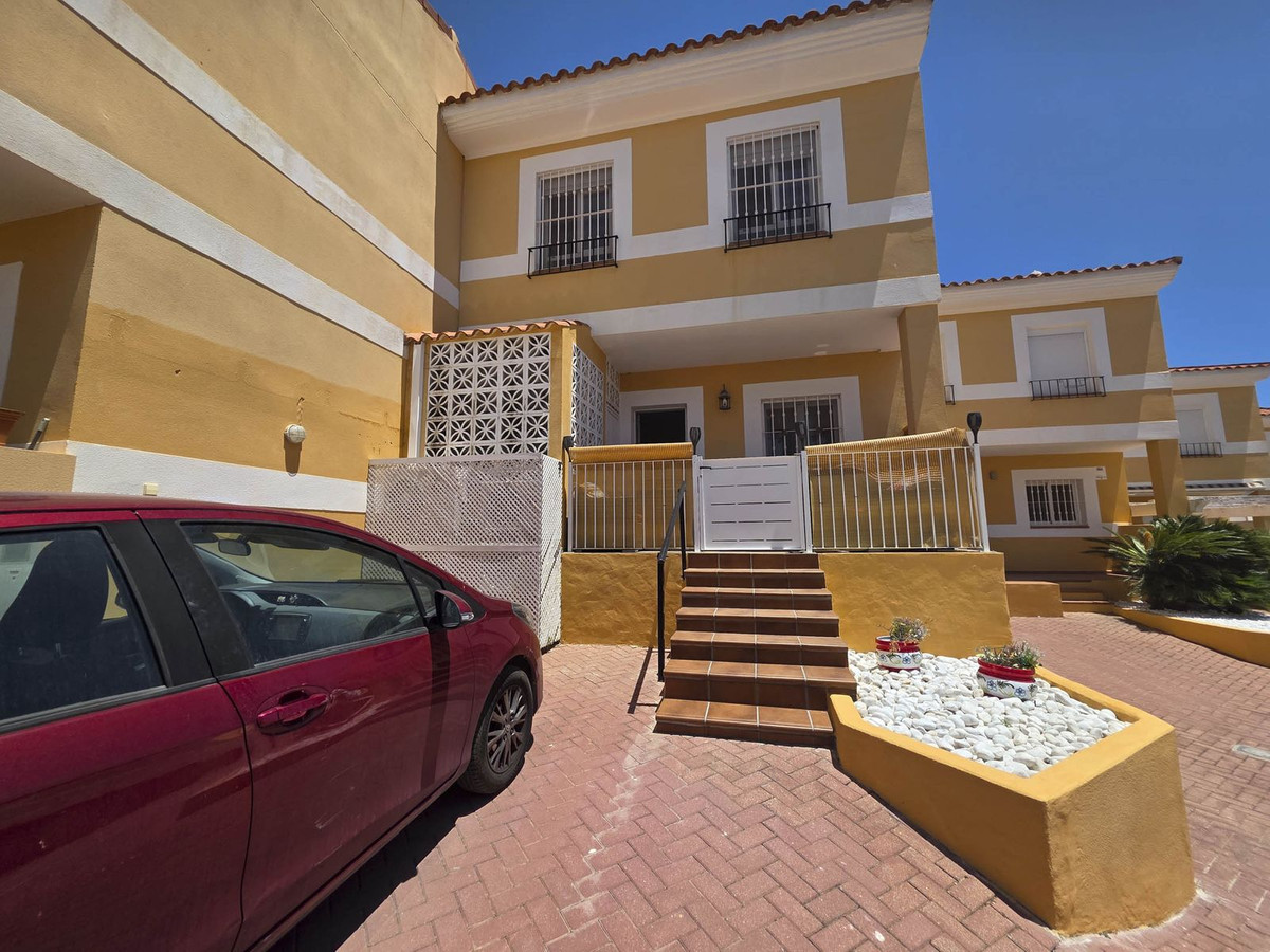 Huis te koop in La Duquesa | 3 slaapkamers H5083318