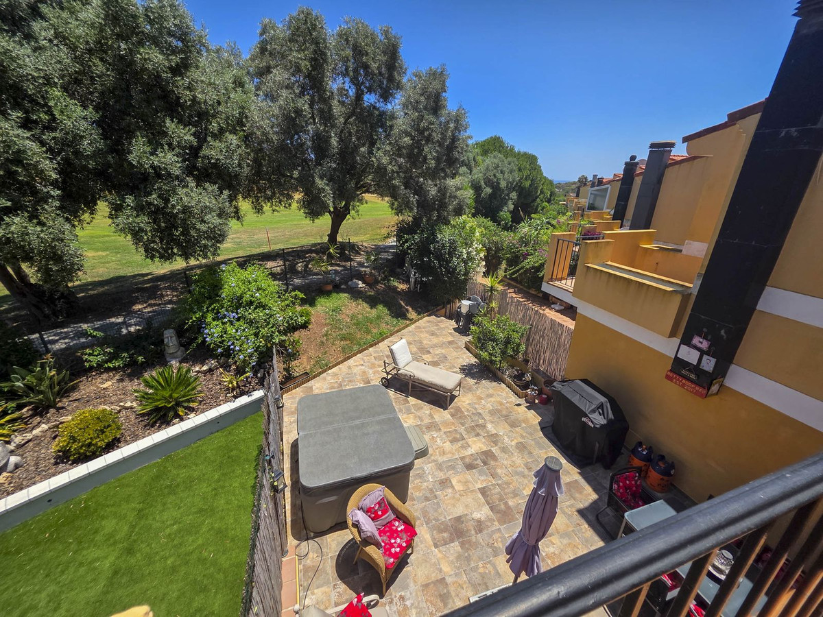 Huis te koop in La Duquesa | 3 slaapkamers H5083318