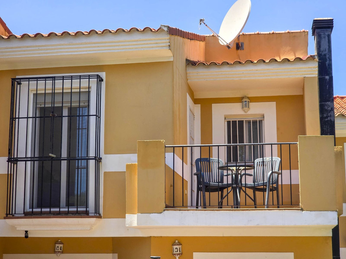 Huis te koop in La Duquesa | 3 slaapkamers H5083318