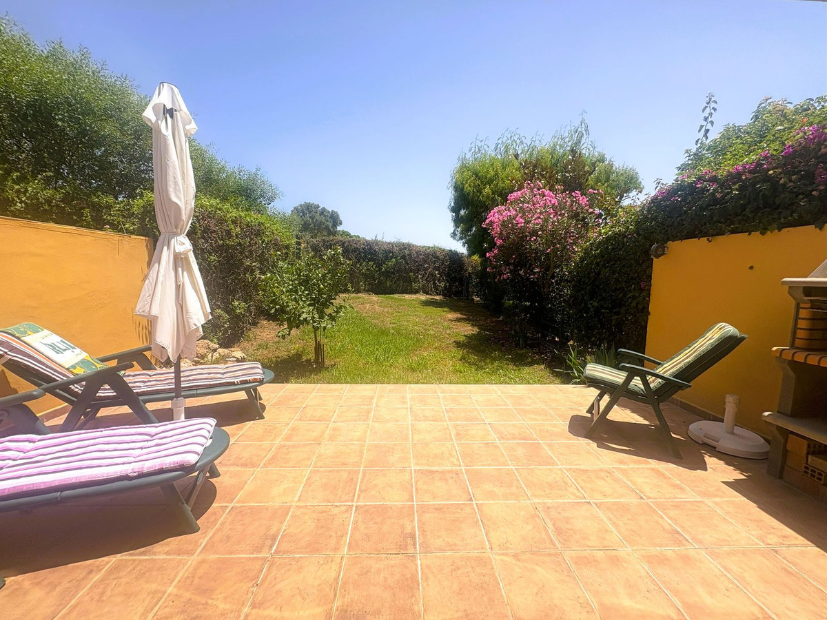 Townhouse for sale in La Duquesa | 3 bedrooms H5111614
