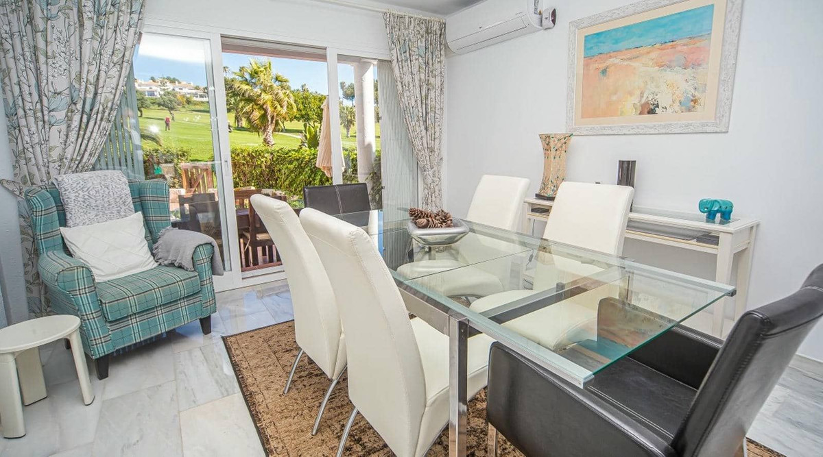 Townhouse for sale in La Duquesa | 3 bedrooms H5111626