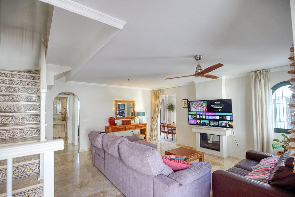 Detached Villa for sale in La Duquesa | 3 bedrooms H5119579