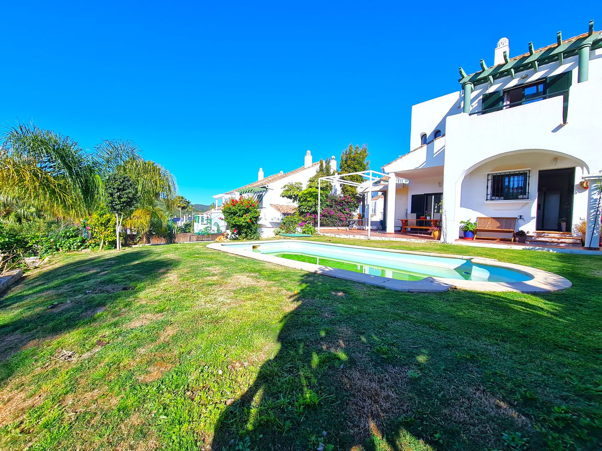 Huis te koop in La Duquesa | 3 slaapkamers H5122042