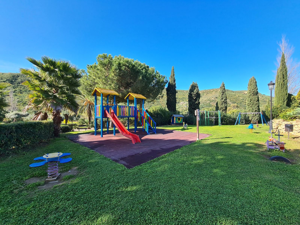 Huis te koop in La Duquesa | 3 slaapkamers H5122042