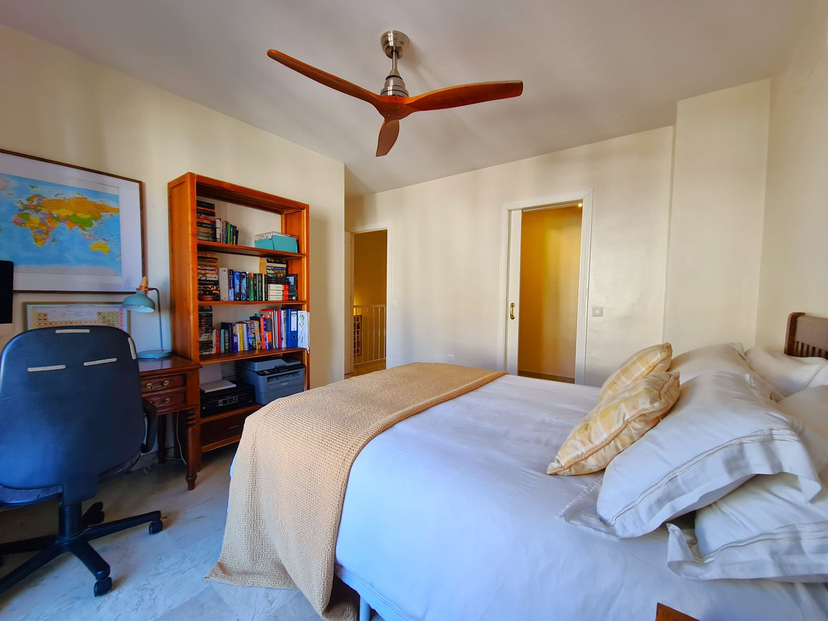 Huis te koop in La Duquesa | 3 slaapkamers H5122042