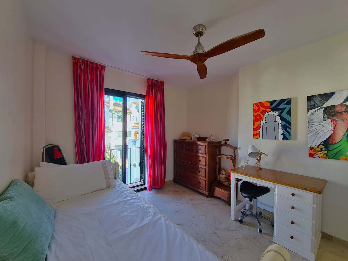 Huis te koop in La Duquesa | 3 slaapkamers H5122042