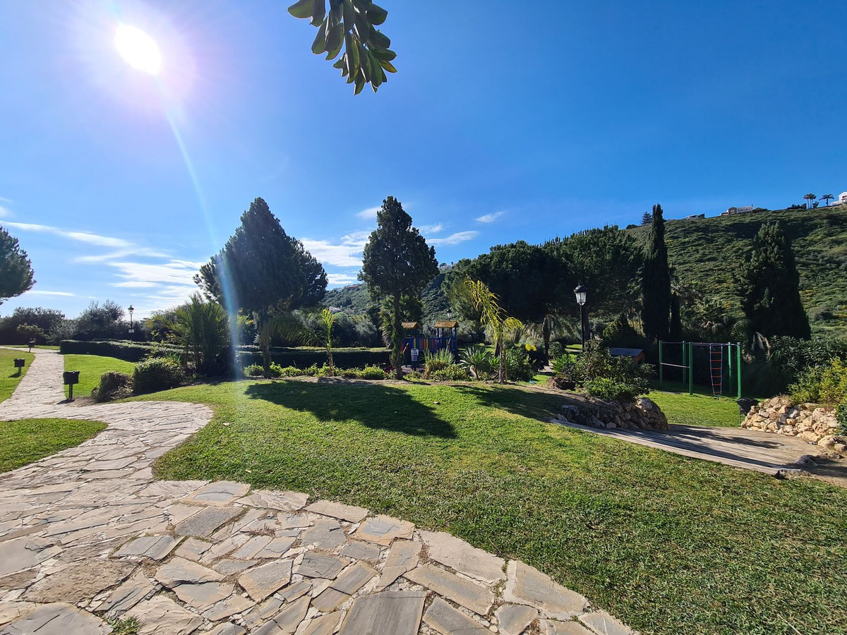 Huis te koop in La Duquesa | 3 slaapkamers H5122042