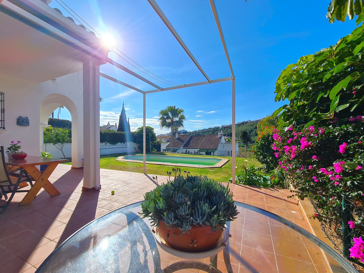 Huis te koop in La Duquesa | 3 slaapkamers H5135149