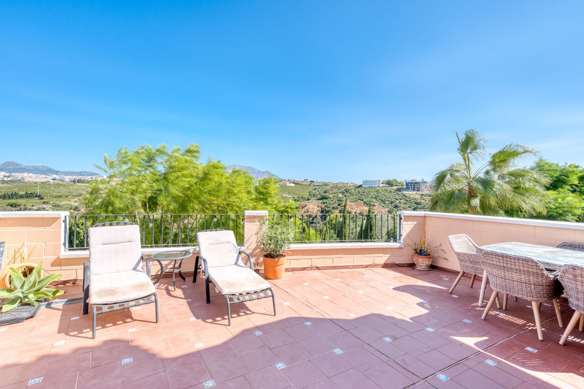 Huis te koop in La Duquesa | 4 slaapkamers H5146585
