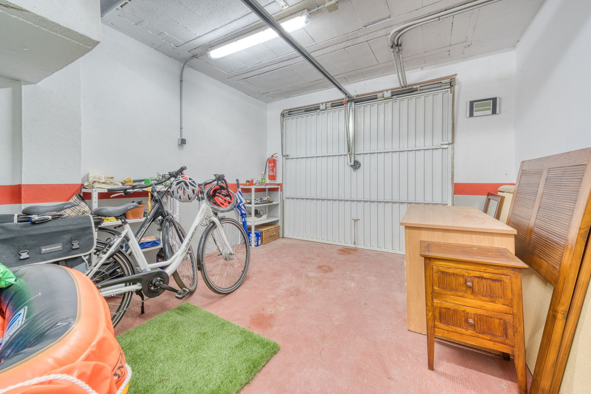 Huis te koop in La Duquesa | 4 slaapkamers H5146585