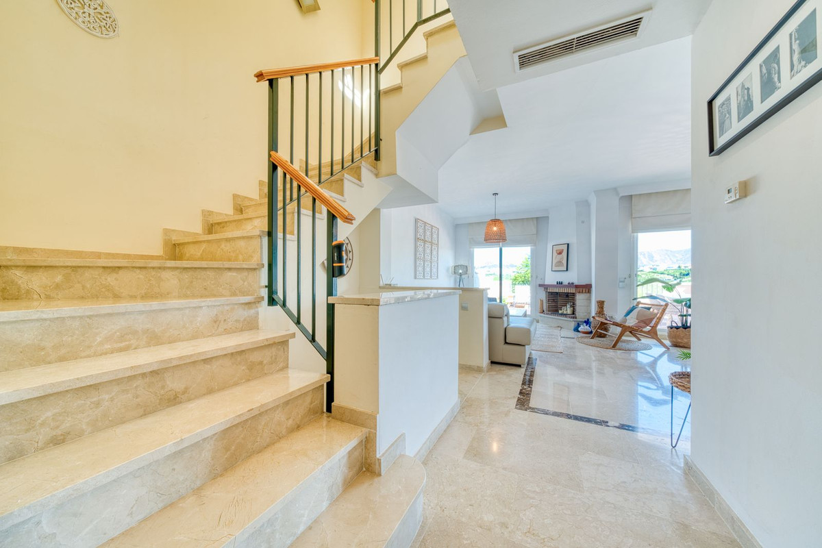 Huis te koop in La Duquesa | 4 slaapkamers H5146585