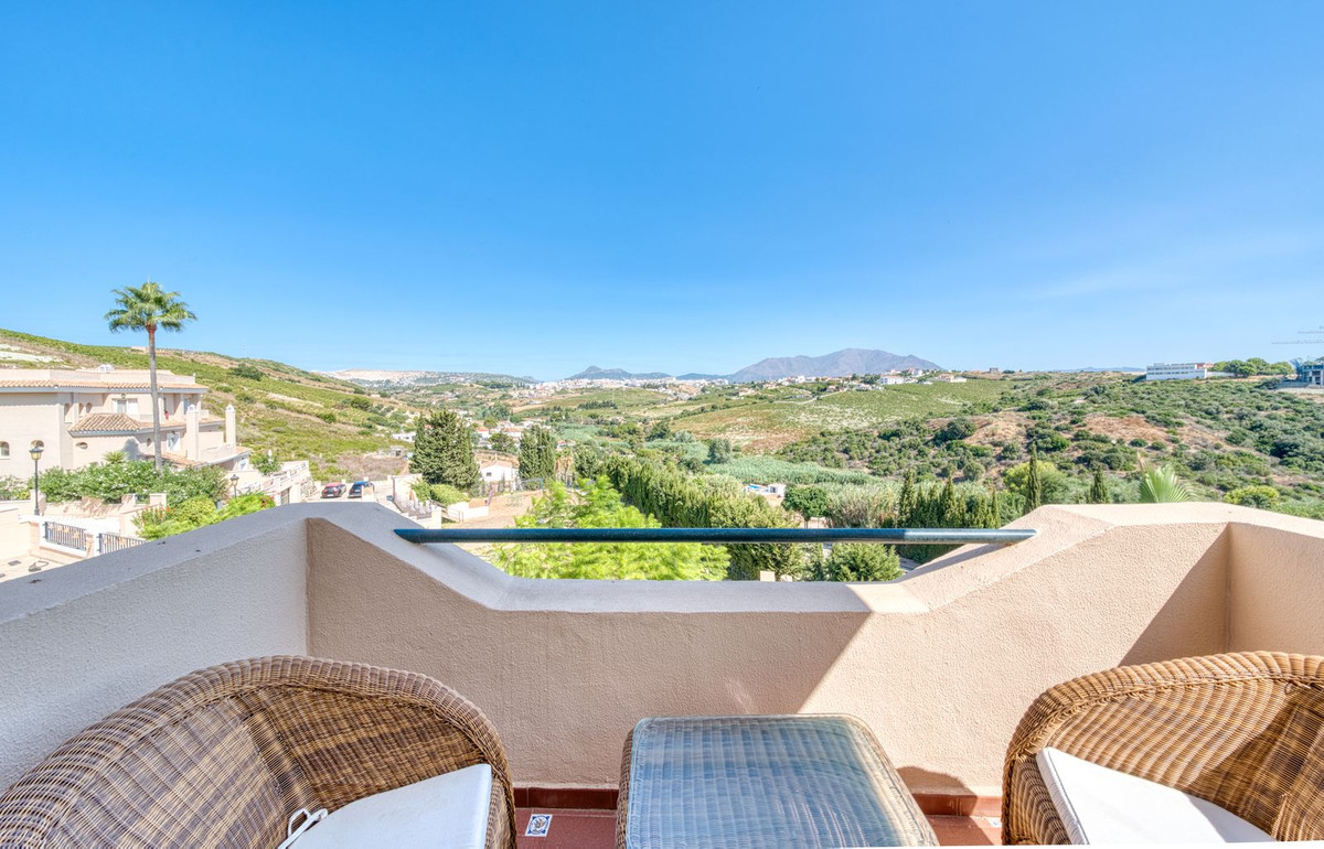 Huis te koop in La Duquesa | 4 slaapkamers H5146585