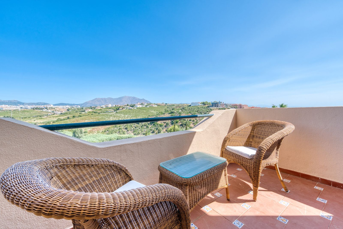 Huis te koop in La Duquesa | 4 slaapkamers H5146585