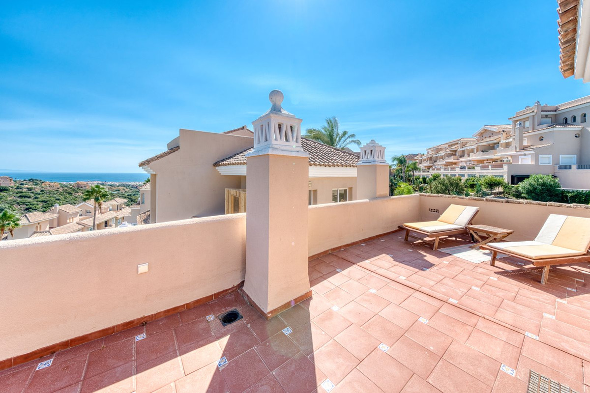 Huis te koop in La Duquesa | 4 slaapkamers H5146585