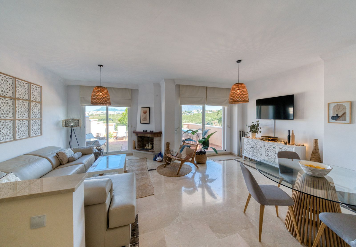 Huis te koop in La Duquesa | 4 slaapkamers H5146585