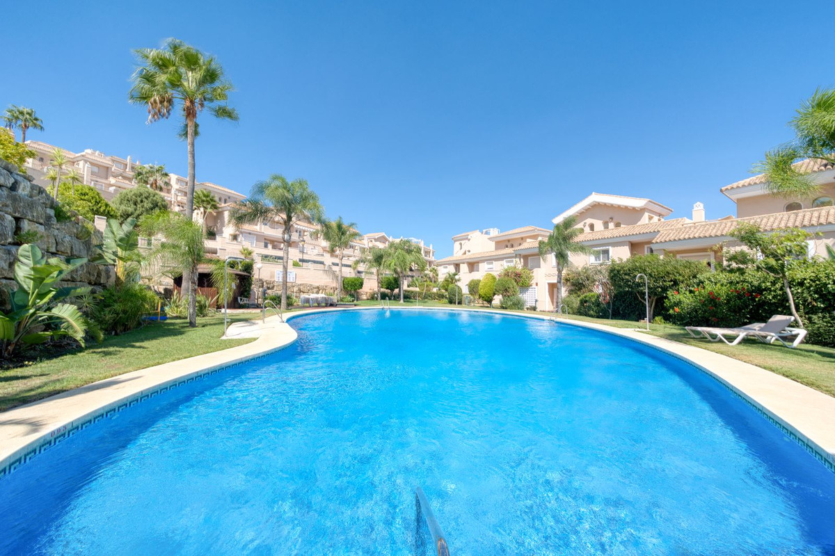 Huis te koop in La Duquesa | 4 slaapkamers H5146585