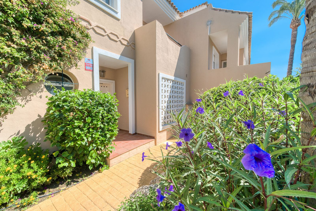 Huis te koop in La Duquesa | 4 slaapkamers H5146585