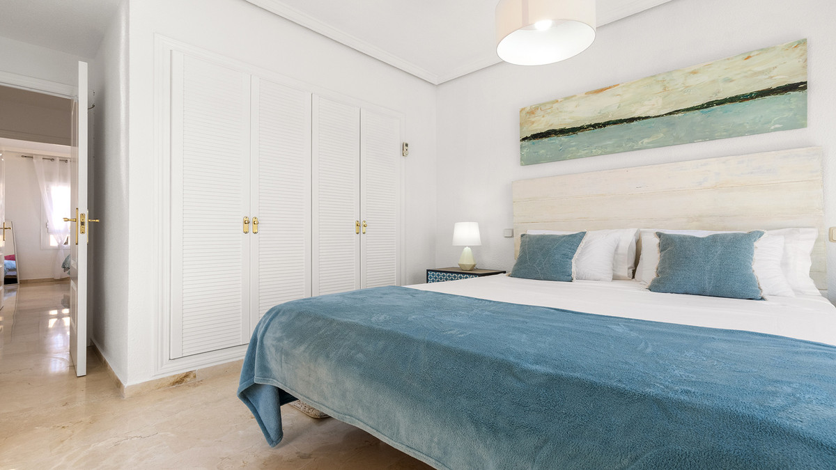 Huis te koop in La Duquesa | 3 slaapkamers H5148286