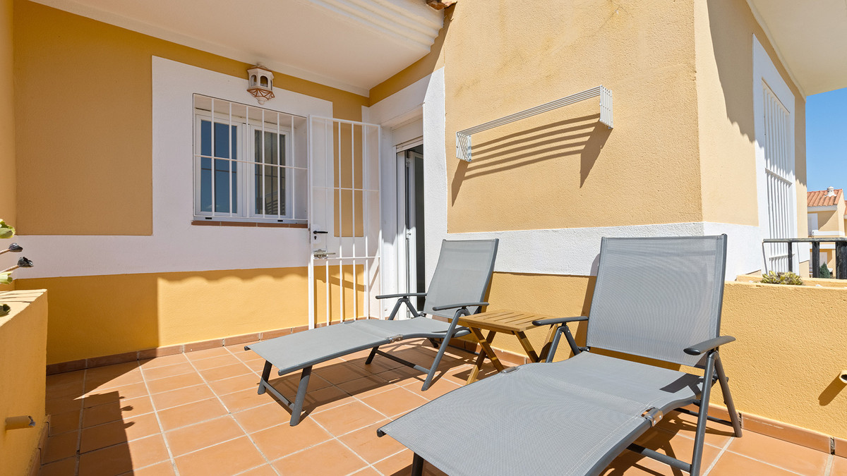 Huis te koop in La Duquesa | 3 slaapkamers H5148286